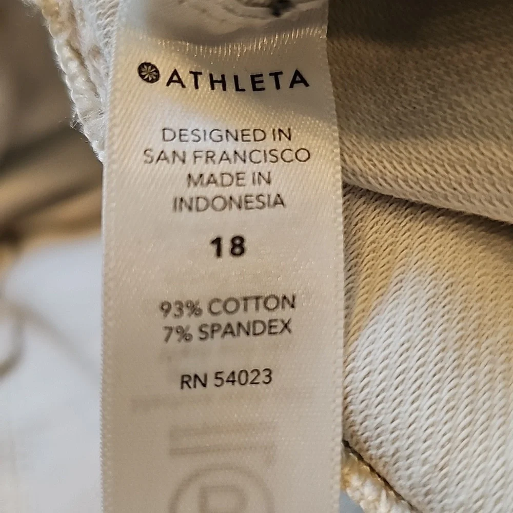 Athleta Cream Farallon Heathered Wide Crop - Picture 8 of 9
